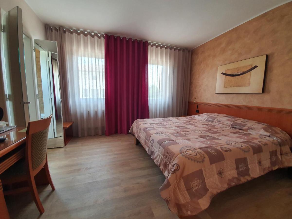 Hotel Prata Verde Prata Di Pordenone Esterno foto