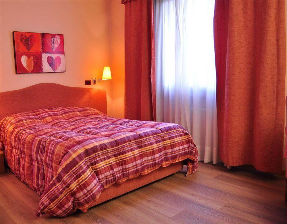 Hotel Prata Verde Prata Di Pordenone Esterno foto
